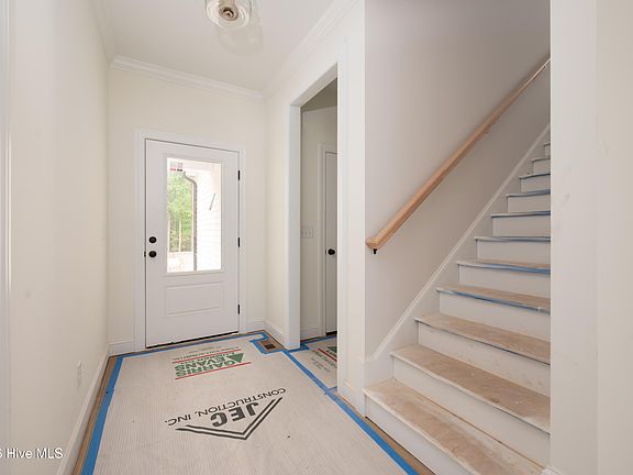 4th image of 2251 Peachtree Hills Road