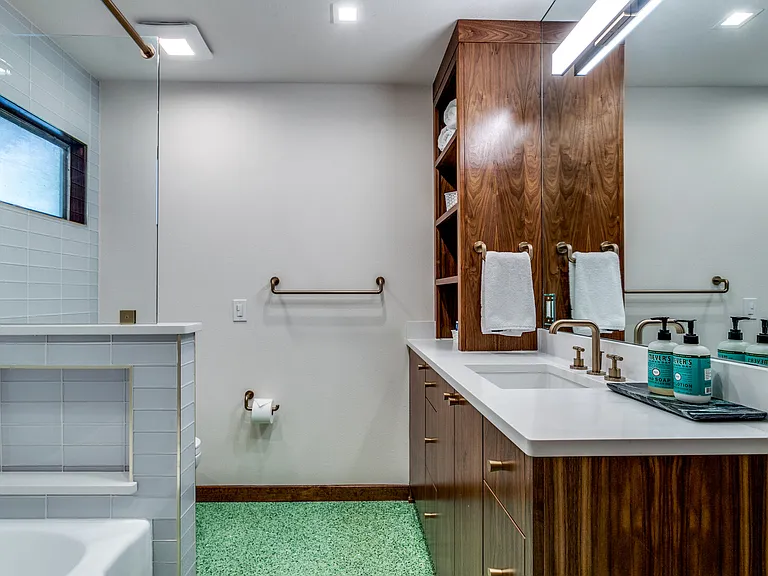 Royal Springs Dr — Photo 13