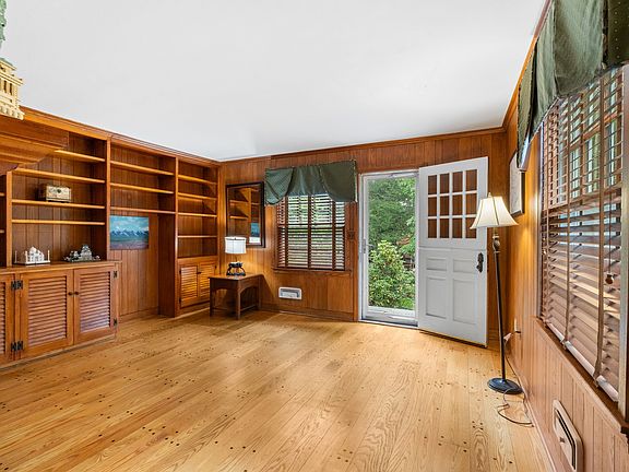 5th image of 14 Campbell Rd