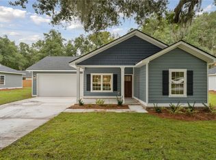 411 Pine St, Darien, GA 31305