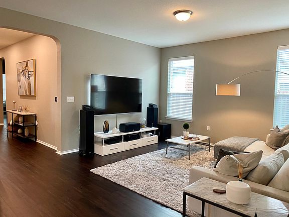5th image of 1705 Constanta Dr