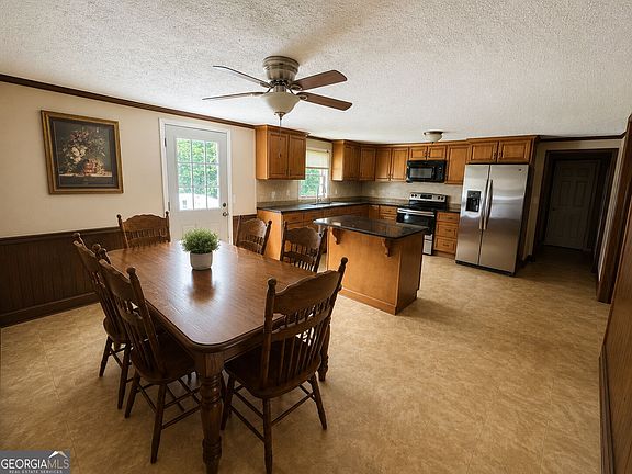 5th image of 4217 Thompson Mill Rd