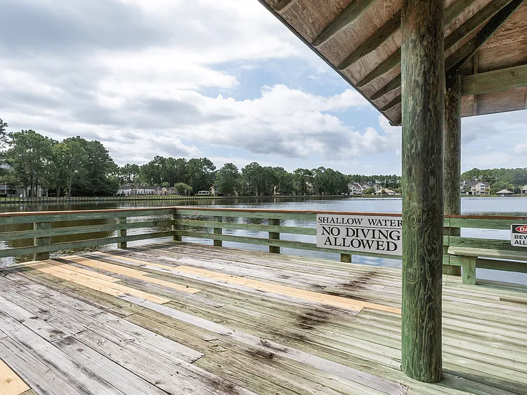 The Retreat at Grande Lake Apartments — Photo 6