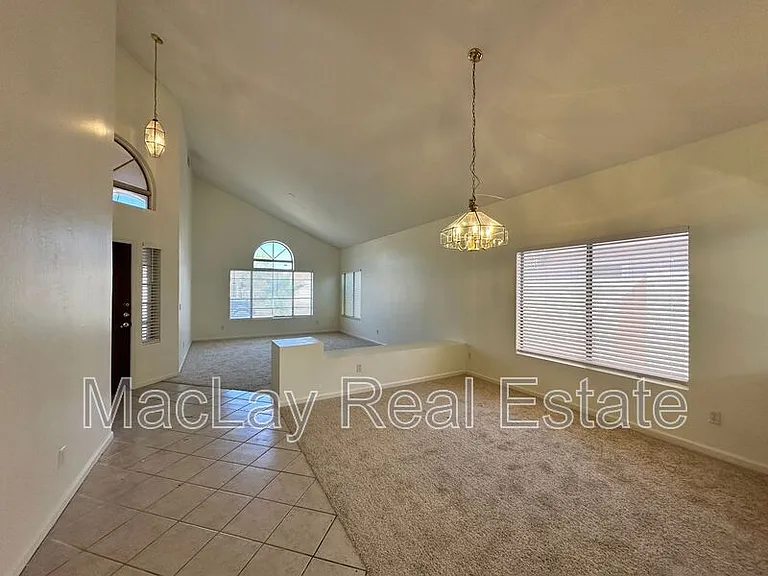 1667 S Sycamore Pl — Photo 17
