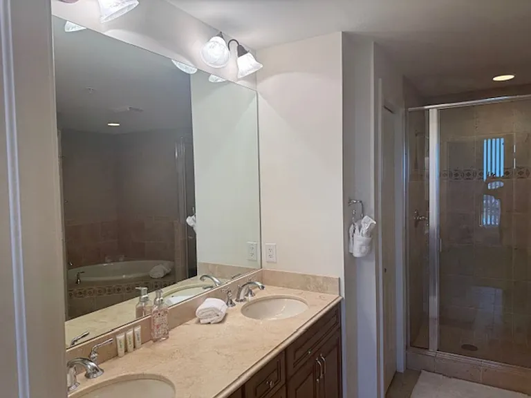 5781 Cape Harbour Dr #1005 — Photo 6