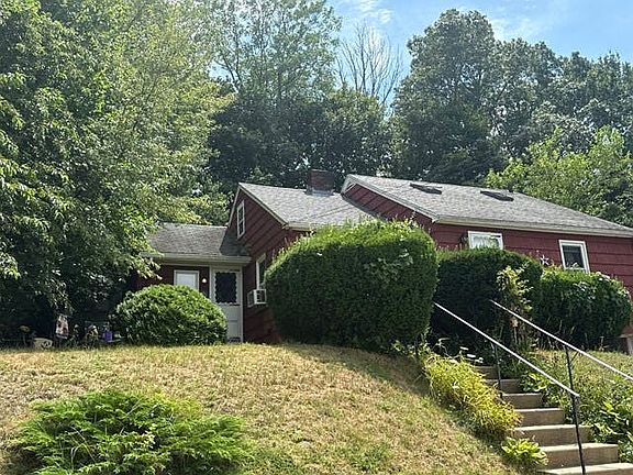 2nd image of 114 Byron Ave