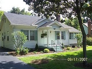 1st image of 84 Winnet Dr