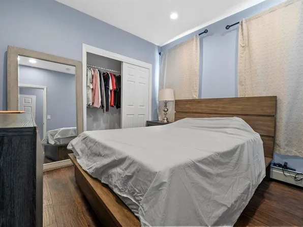 705 8th Street image 20 of 34