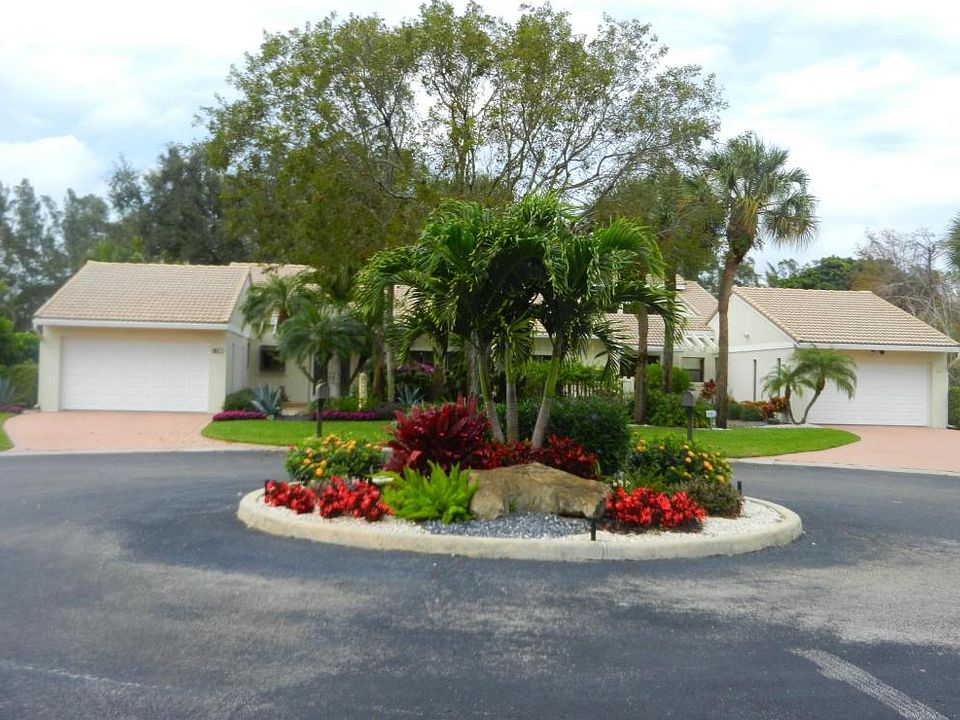 1st image of 69 Hampshire Ln #69
