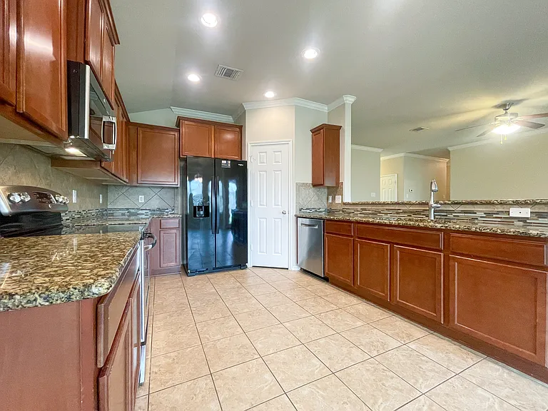 6617 Cascade Dr — Photo 6