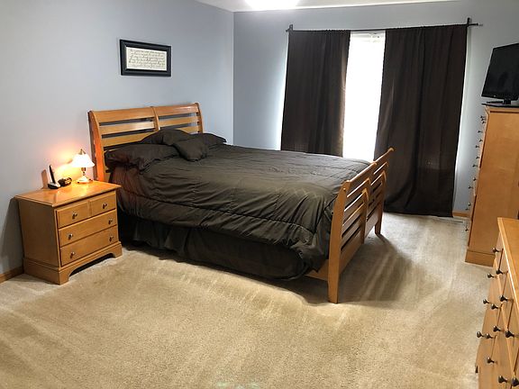 5th image of 4420 Oak Hollow Ct