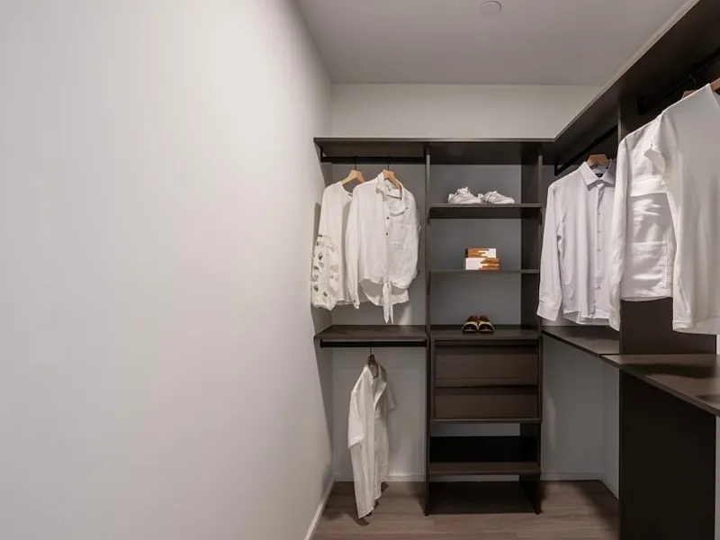1 bed, 1.0 bath, $2,350 — Photo 4