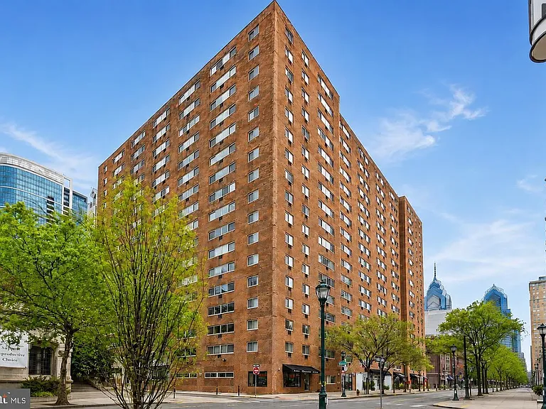 2101 Chestnut St #1110 — Photo 20