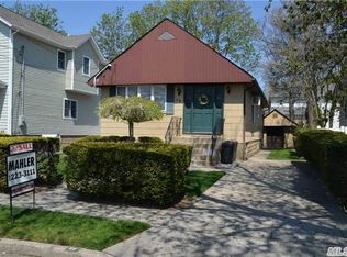 50 Washington St, Baldwin, NY 11510