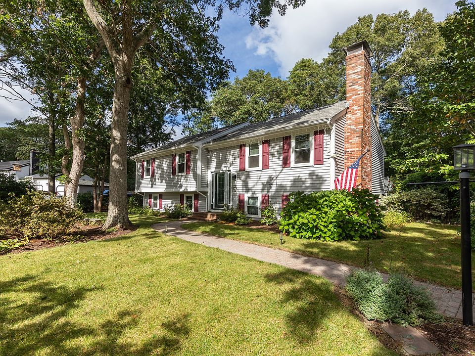 1st image of 12 Pryer Dr