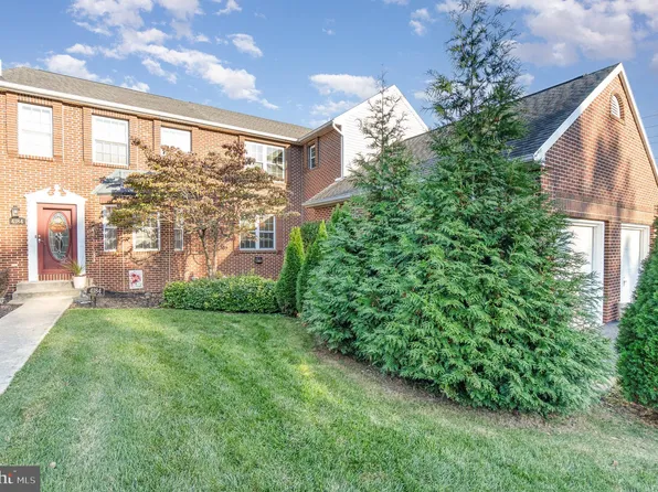 4182 Nantucket Dr, Mechanicsburg, PA 17050