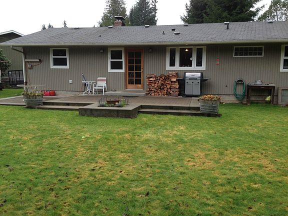4th image of 1279 Marlin Dr SE