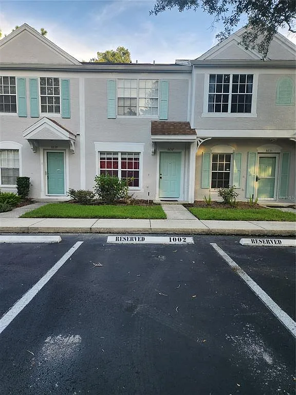 2 bed, 2.5 bath, 1152 sqft, $1,800 — Photo 3
