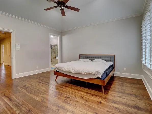 5606 Pershing Ave #5606, Fort Worth, TX 76107