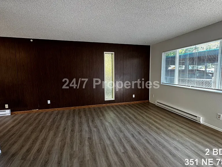351 NE 78th Ave — Photo 4