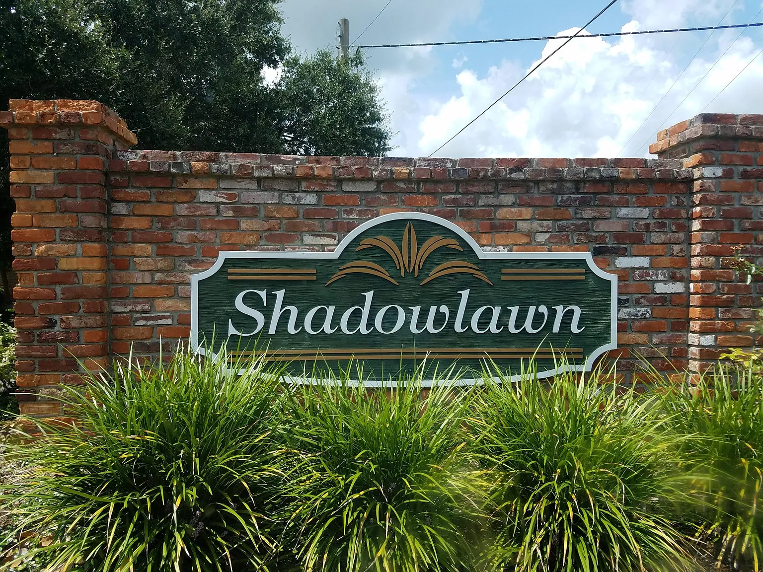 1807 Shadowlawn Dr — Photo 2