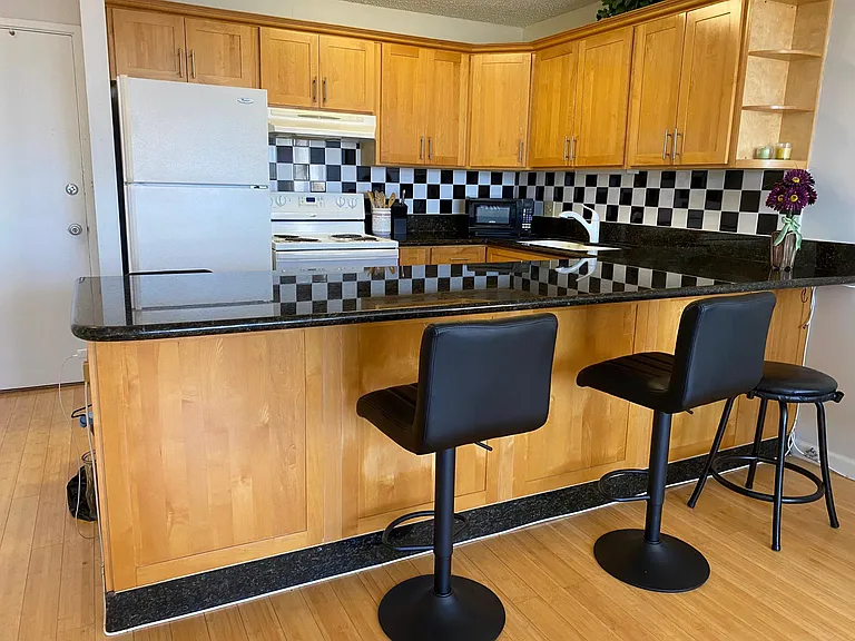 400 Hobron Ln #3415 — Photo 4