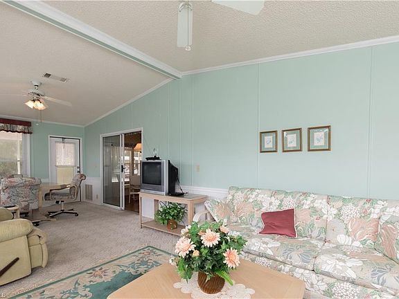 3rd image of 5308 Countryfield Cir