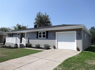 102 Ames Ave, Tonawanda, NY 14150