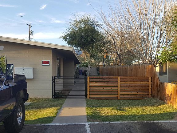 2nd image of 721 W Pepper Pl