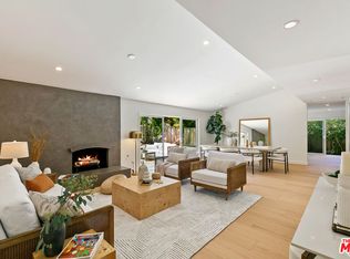 3633 Eddingham Ave, Calabasas, CA 91302