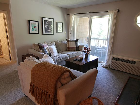 5th image of 10 Lakeside West Drive #60