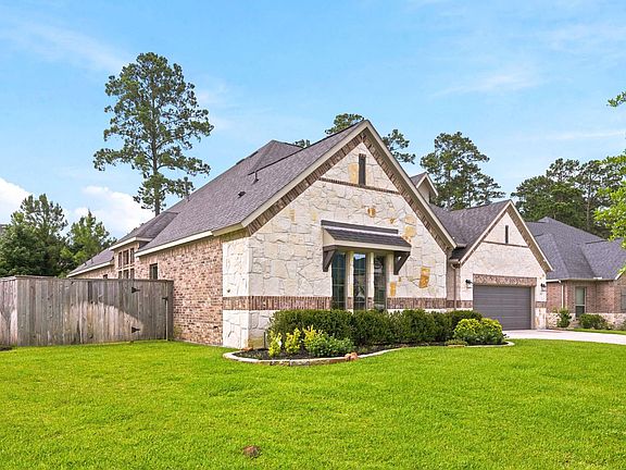 3rd image of 2021 Green Terrace Ln