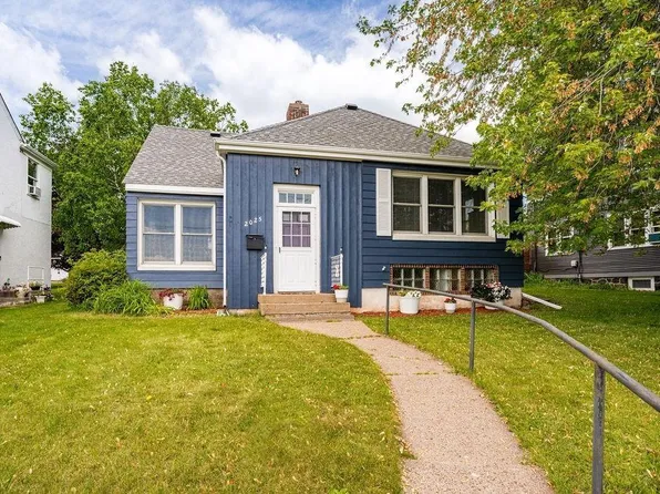 2025 E 8th St, Duluth, MN 55812