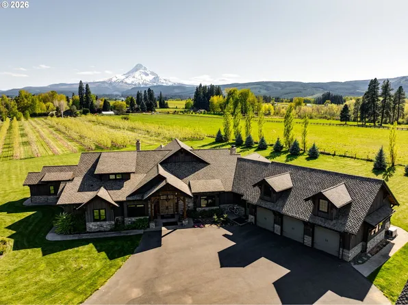 5102 Woodworth Dr, Mount Hood Parkdale, OR 97041