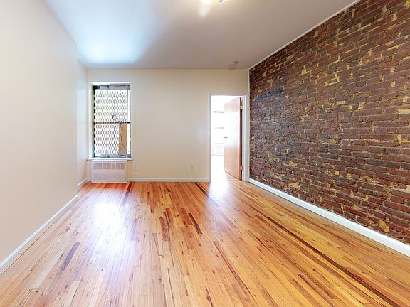 4th image of 836 Washington Ave #2B