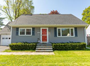 106 Crane Ave, Pittsfield, MA 01201