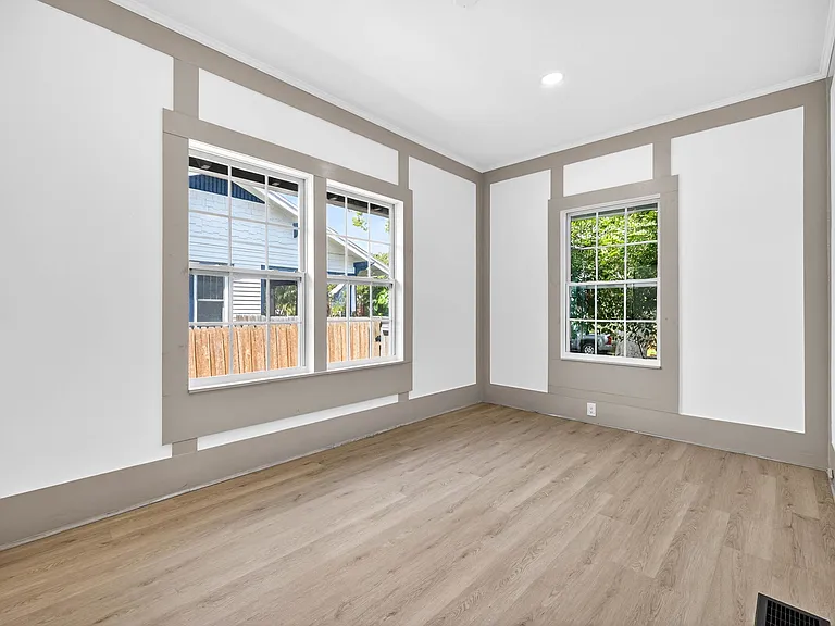 1330 Cherry St NE — Photo 39