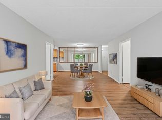 5911 Edsall Rd APT 403, Alexandria, VA 22304