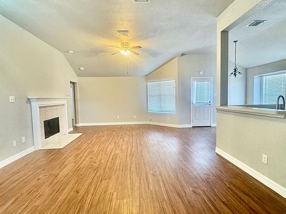 2nd image of 7833 Elk Dr