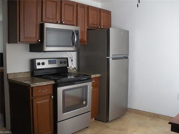 5th image of 1044 E 347th St