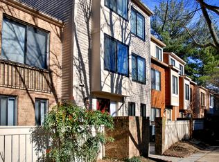 25 Docena Ct, Montgomery Village, MD 20886