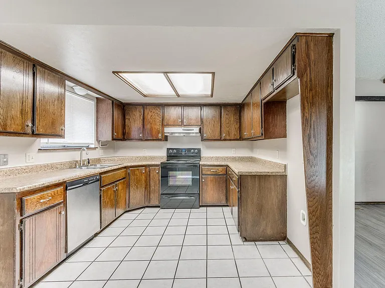 6804 Elk Canyon Rd — Photo 12