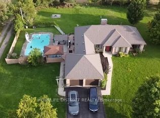 1064 Casey Rd, Belleville, ON K8N 4Z6