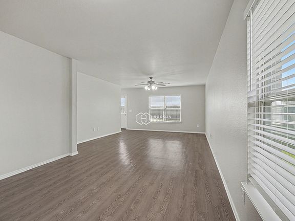 4th image of 21027 Twining Rose Ln