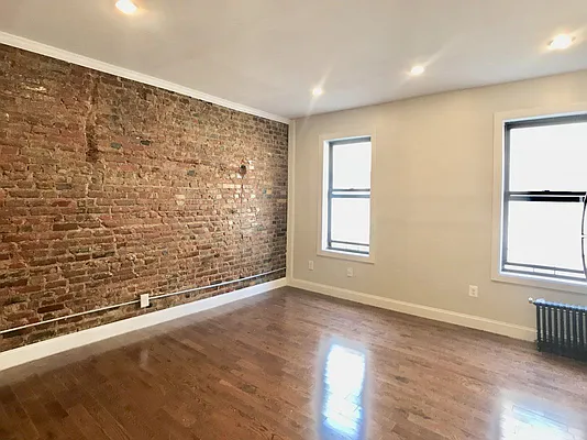 Rented by Bohemia Realty Group | media 14