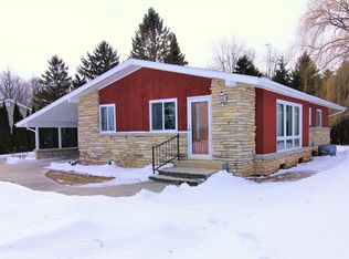 336 S Highland Ave, Plymouth, WI 53073
