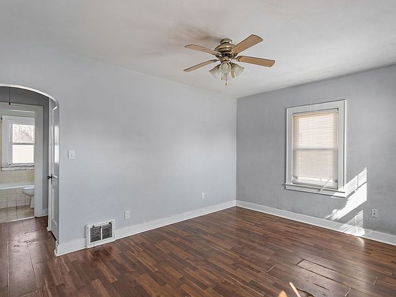 3rd image of 3418 Taylor St