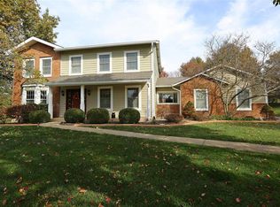 608 Woodbriar Ln, Saint Peters, MO 63376