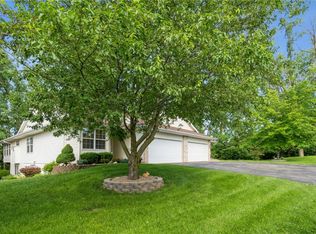 4117 Treeline Ct NE, Cedar Rapids, IA 52411