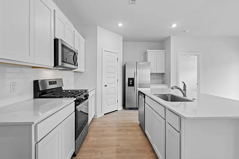 4458 W Canyon Run Dr — Photo 2